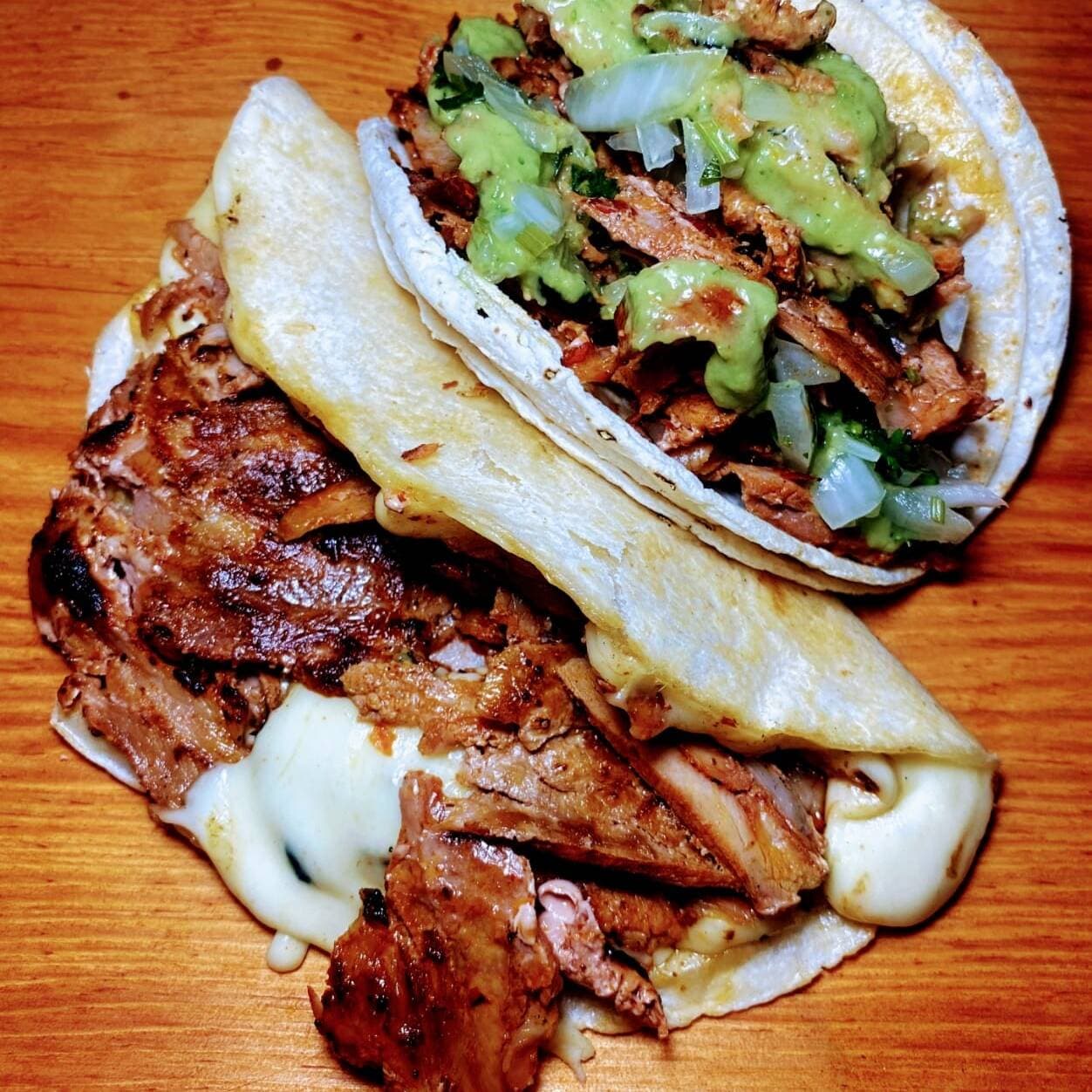 Taco de Bistec con Tocino