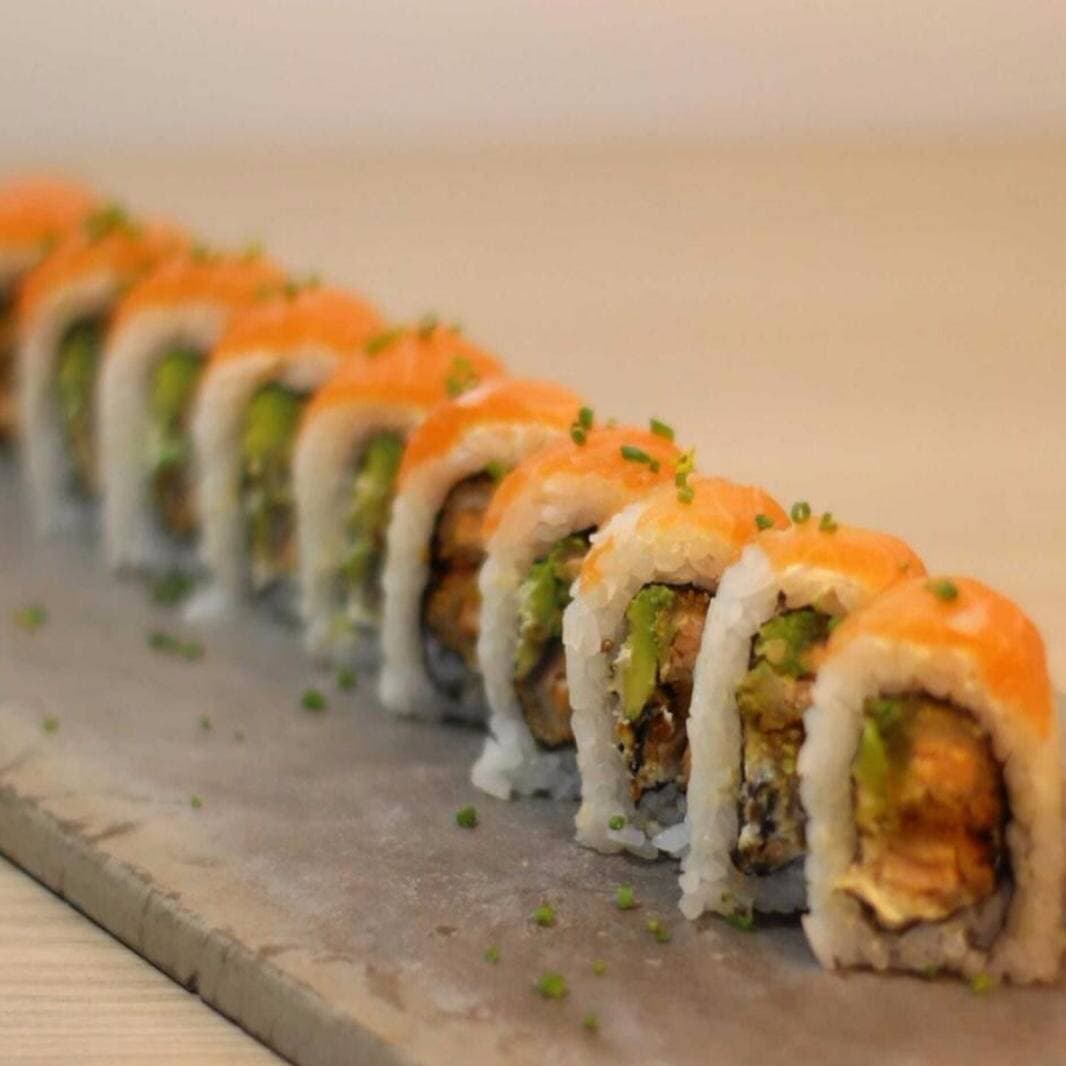 Salmon Roll 10 bocados
