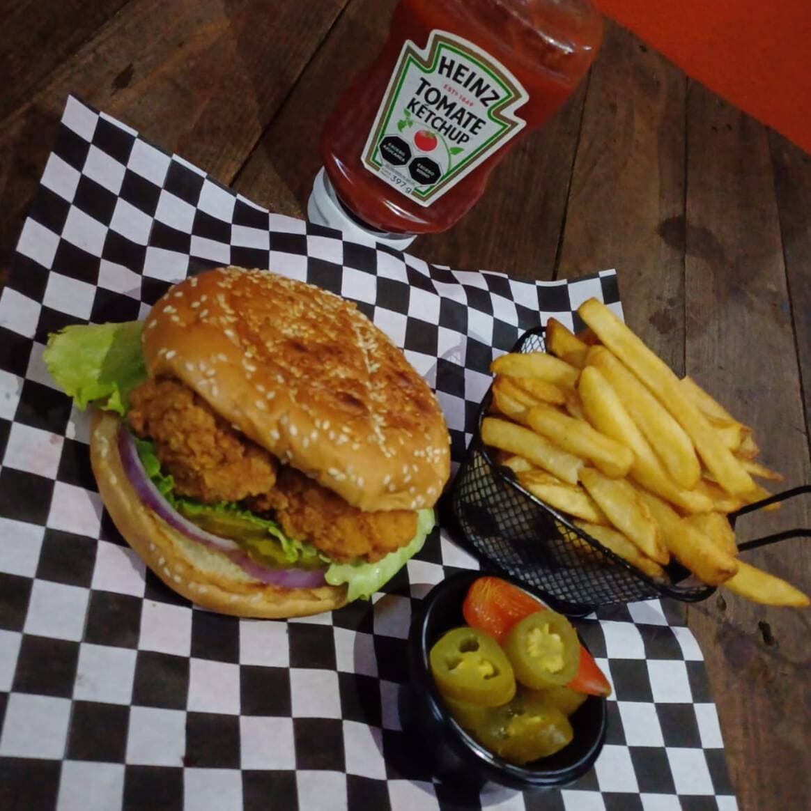 Yaqui Pollo
