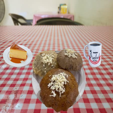 Combo 4 Gorditas + Cafe + Flan napolitano