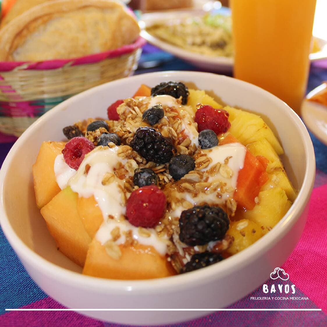 Cóctel de Frutas con Yogurt