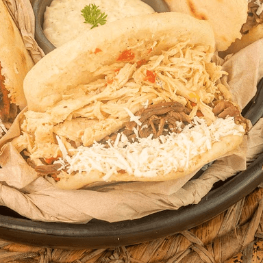 Arepa Mixta