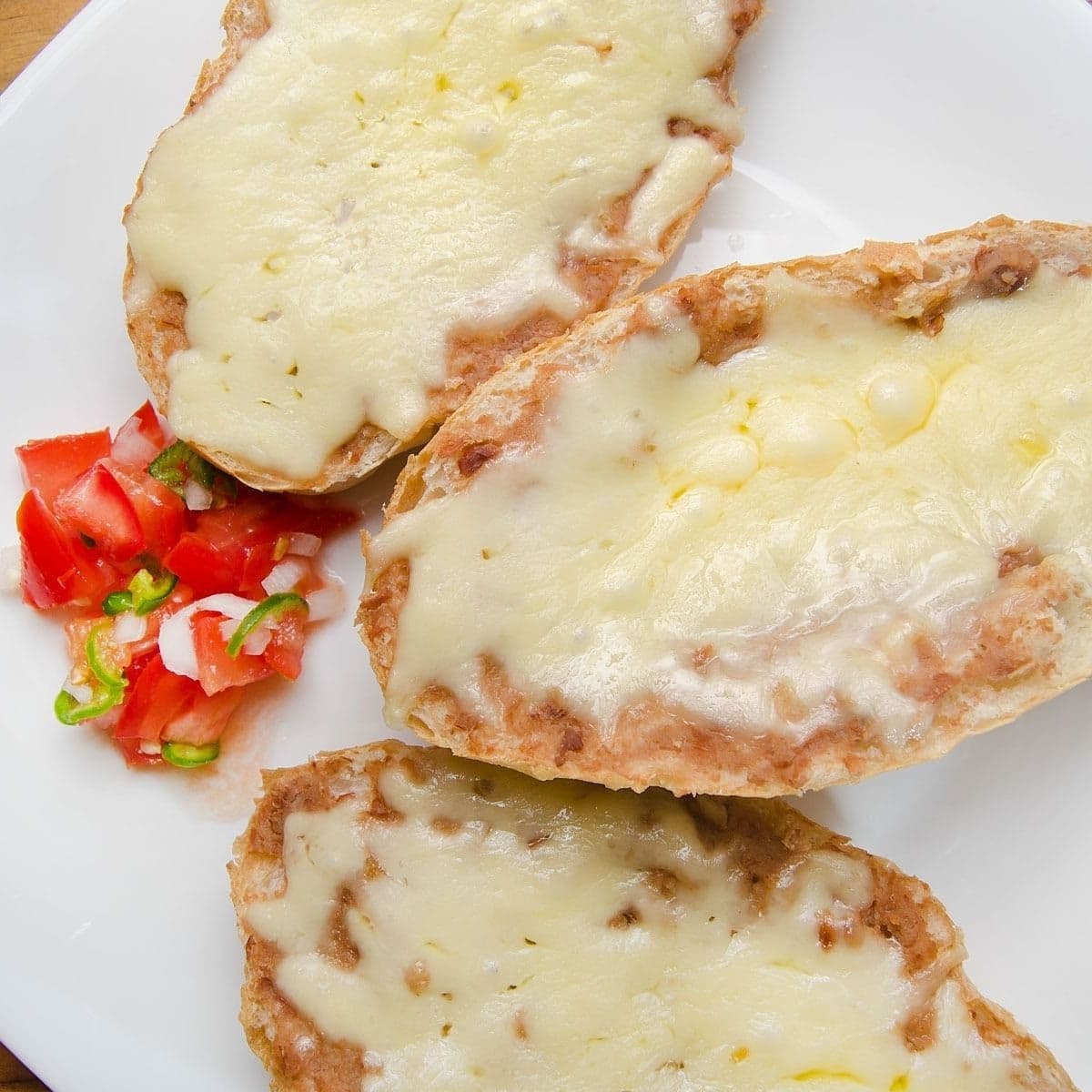 Combo Molletes + Café Gratis