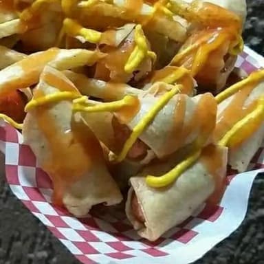 SALCHITACOS