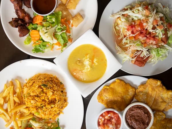 Mariscos y Más