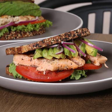 Sándwich de salmón