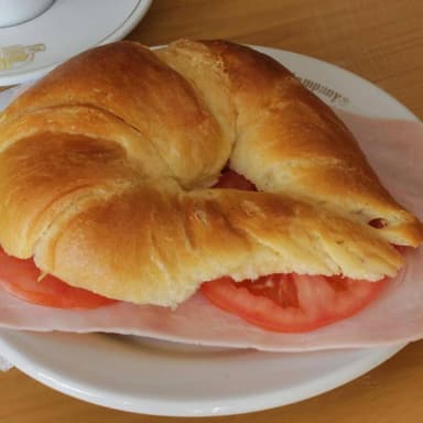 Croissant de Jamón