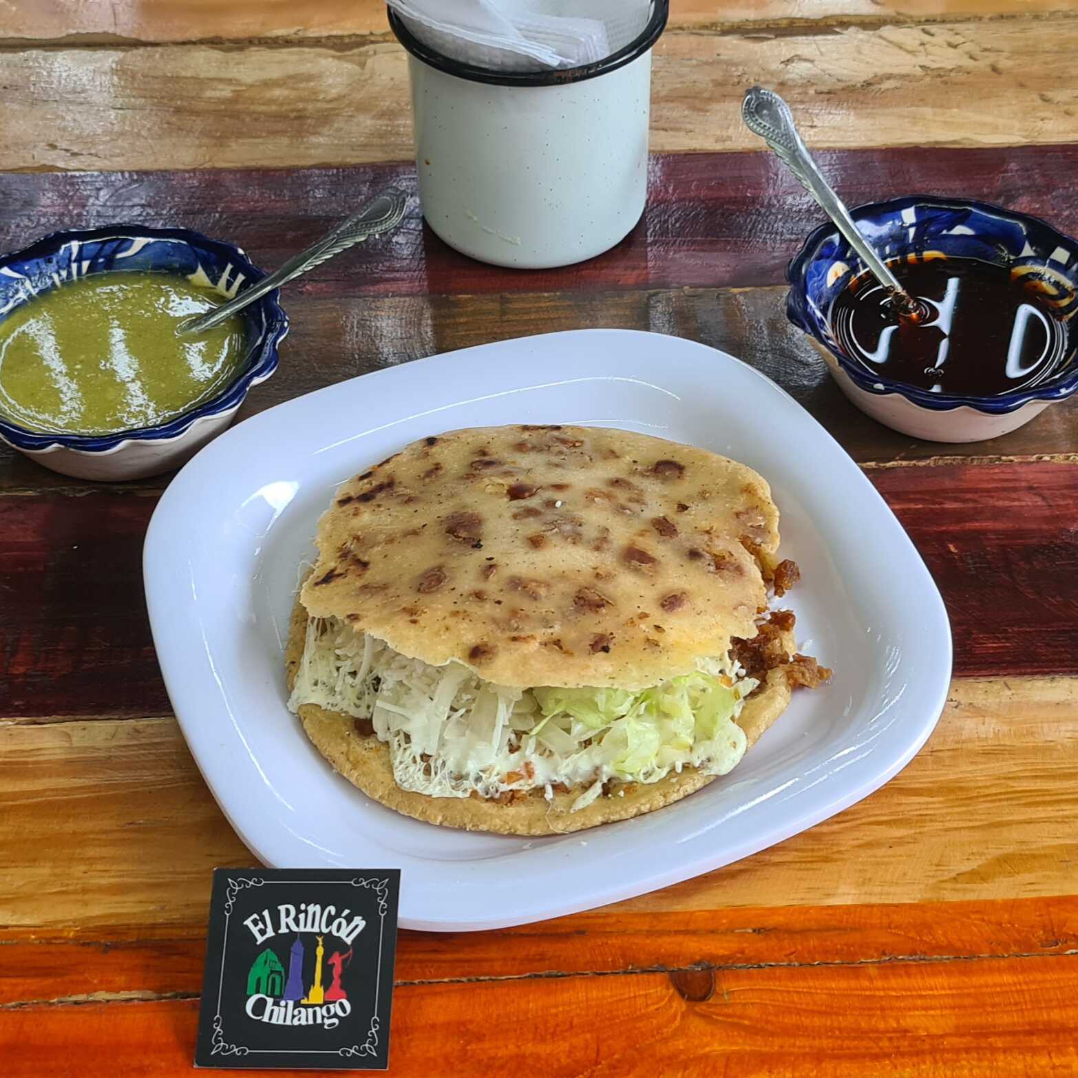 Gordita de Chicharrón Prensado