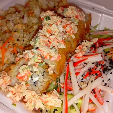 Combo 2 Ensalada+1/2Sushi + Arroz Mixto