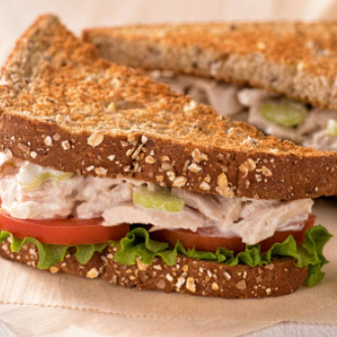 Combo de Sándwich de Atún Chipotle y bebida