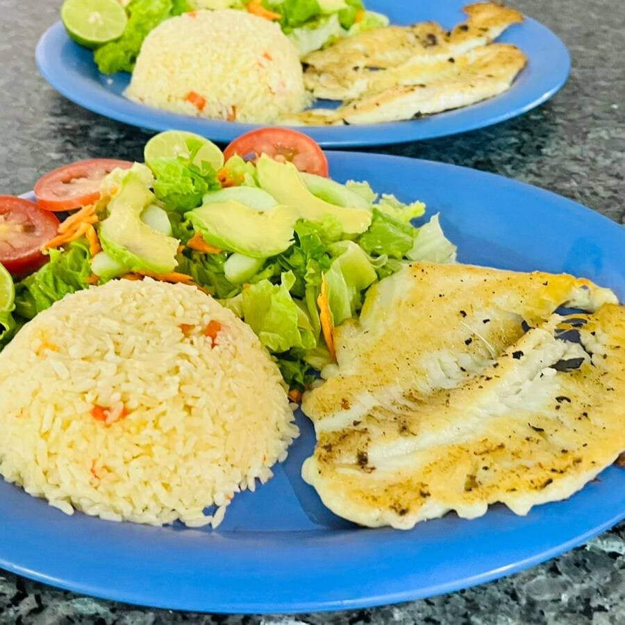 Filete de Pescado al Ajillo