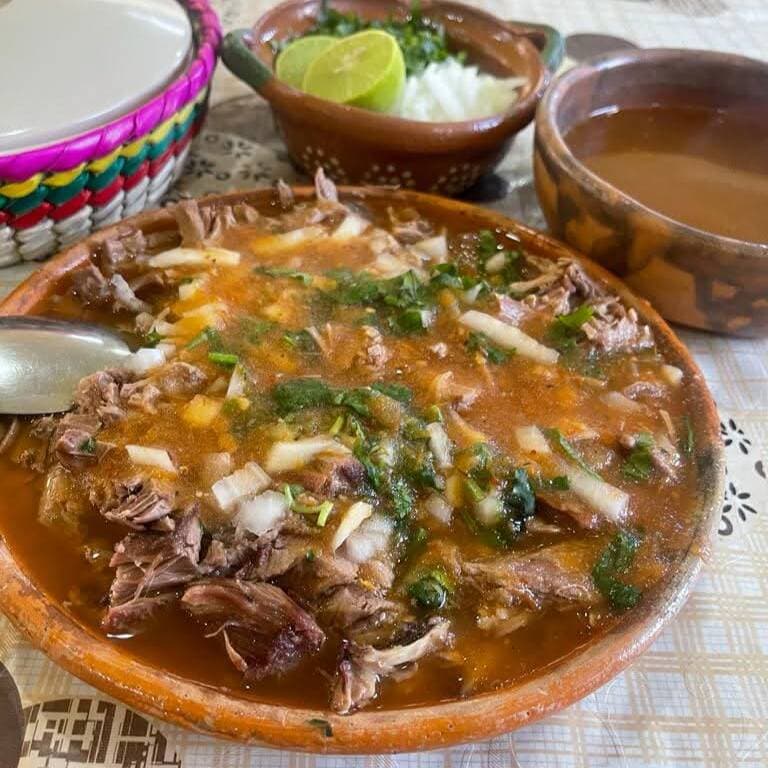 Plato Mediano De Birria