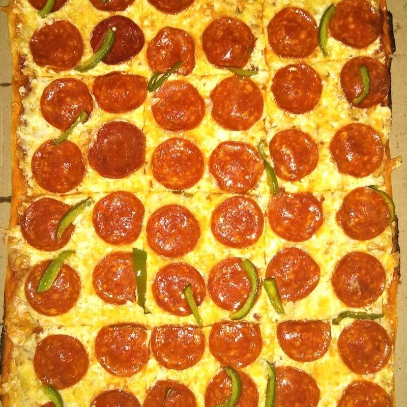 Pizza Chica de Pepperoni