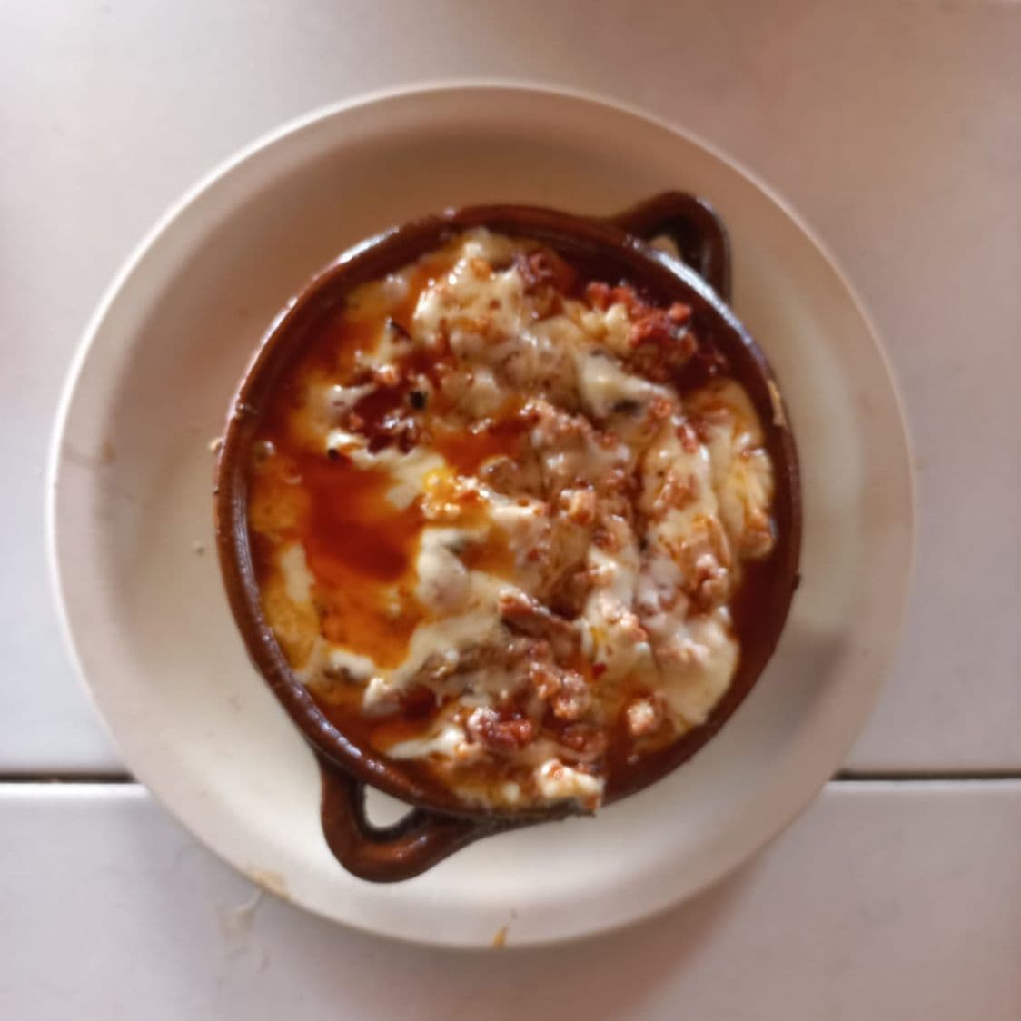 Queso Fundido con Chorizo