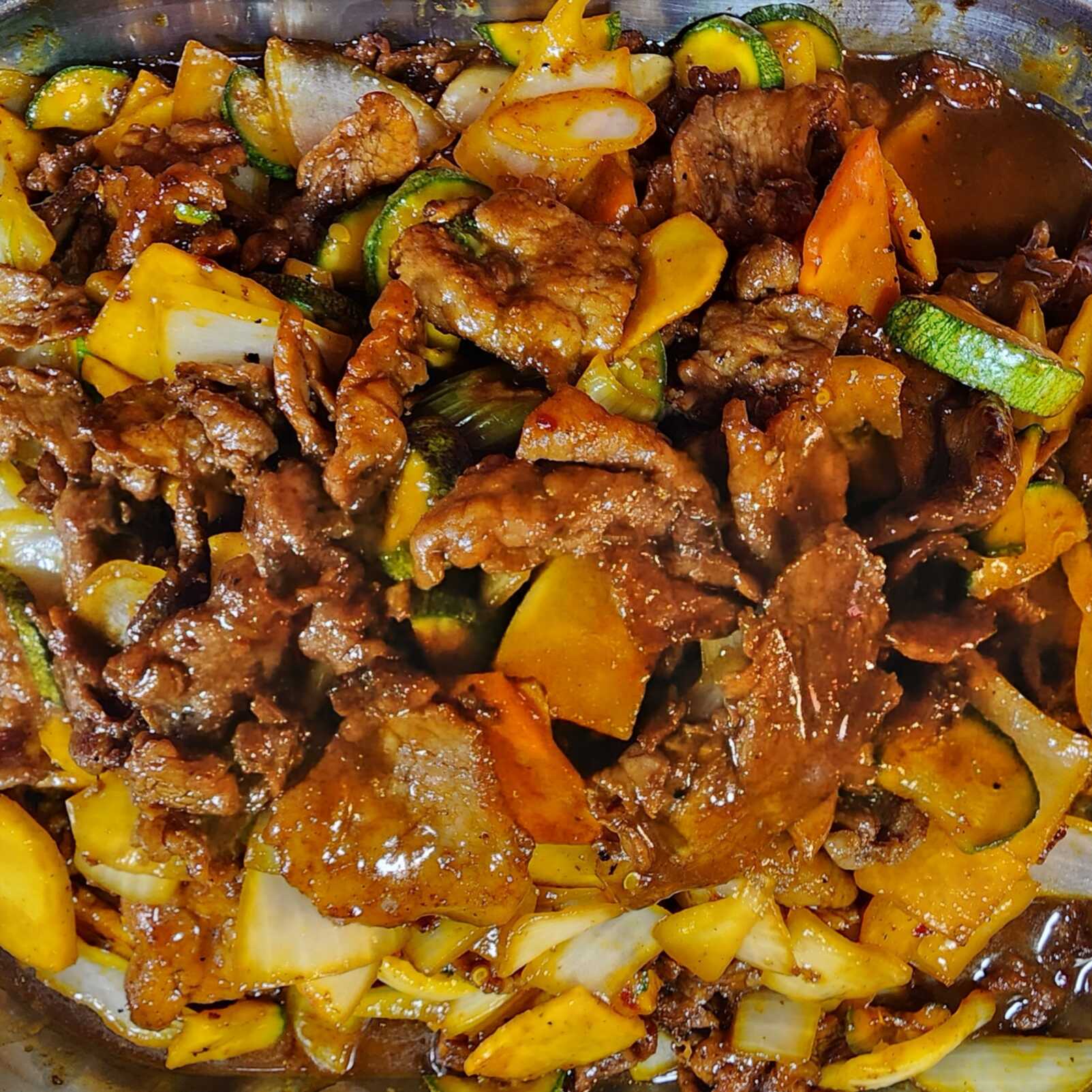 Bistec Enchilado 辣牛肉