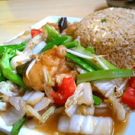 M19 Carne de Res con Verduras y Chaufa