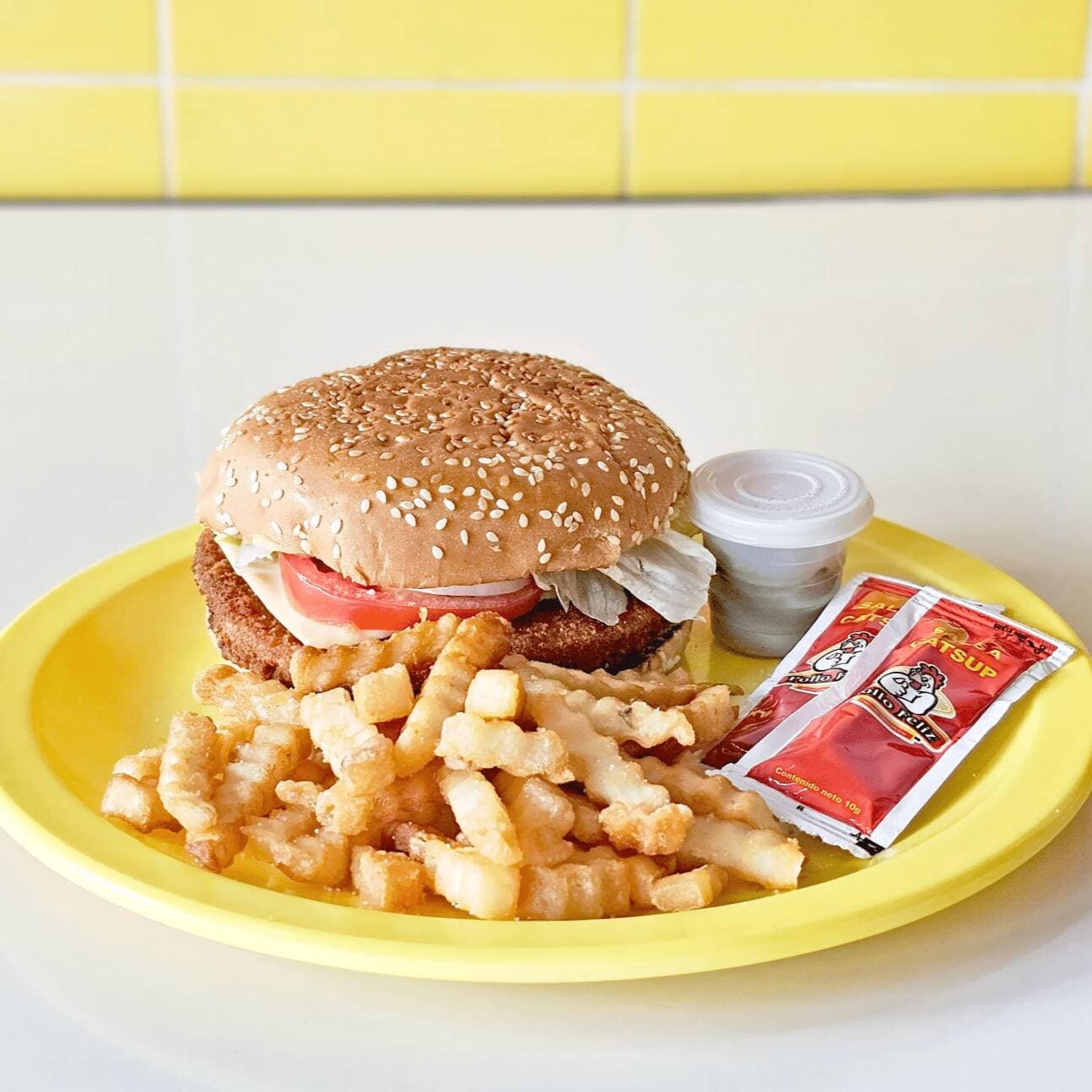 Hamburguesa con Papas a la Francesa