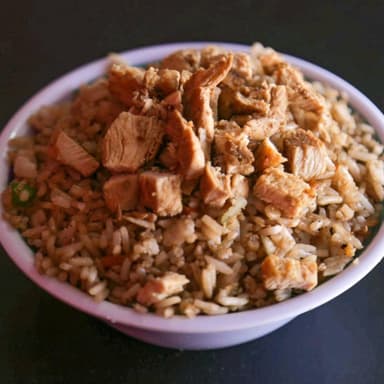 Yakimeshi con Pollo