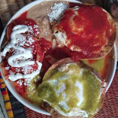 Huevos Divorciados
