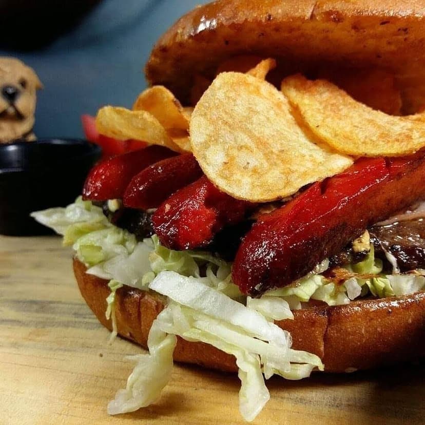 La Perrera Jochos y Hamburguesas