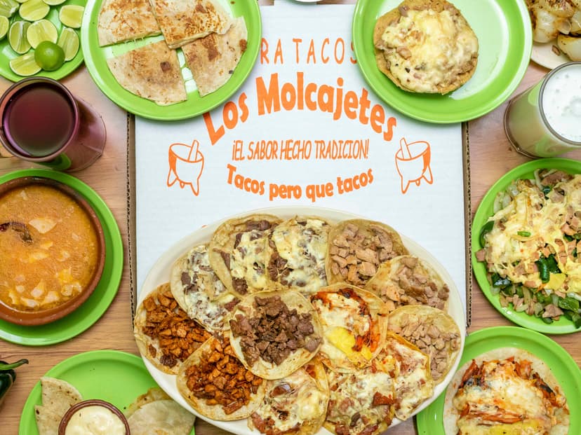 Los Molcajetes