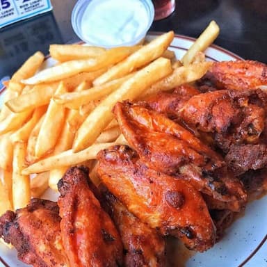 Wing-Box! de Alitas con Papas