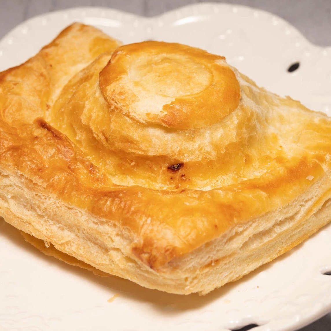 Empanada de Pollo con Champiñones
