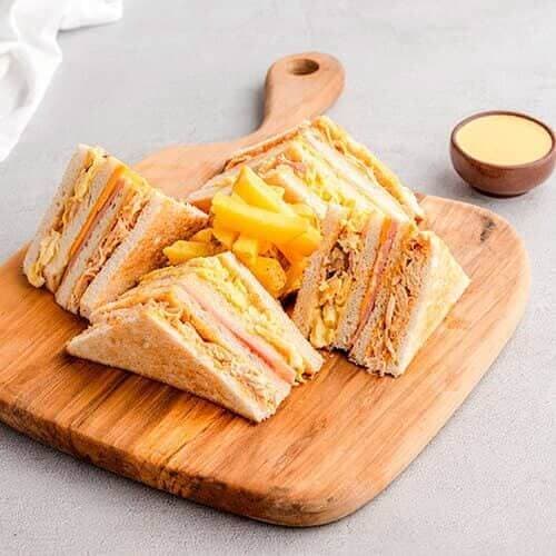 CLUB SANDWICH