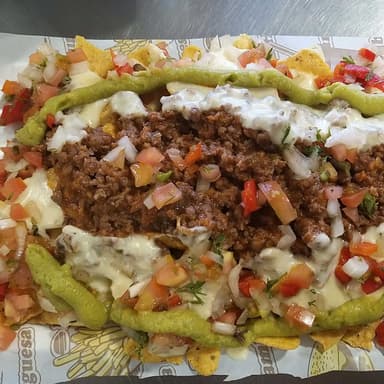 Nachos en Salsa Boloñesa