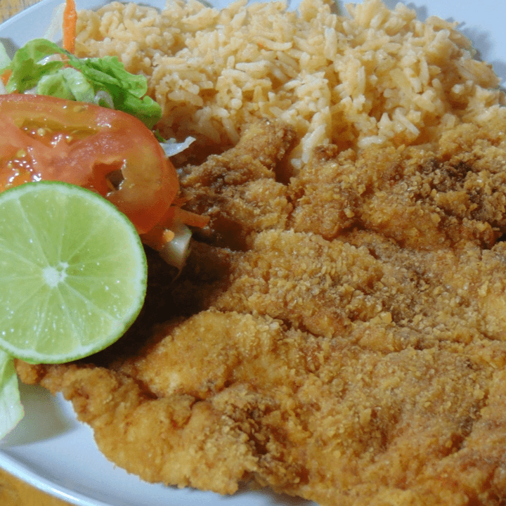 Milanesa de Pollo Empanizado