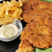 Almuerzo con pechuga apanada