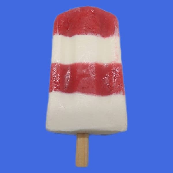 Paleta de Fresa con Queso