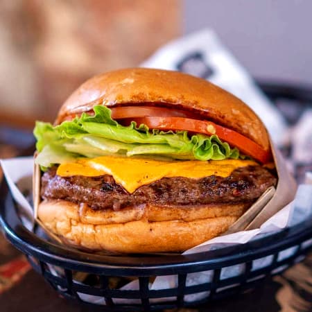 HAMBURGUESA  DE RES  SENCILLA