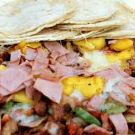 Quesokarne Hawaiano