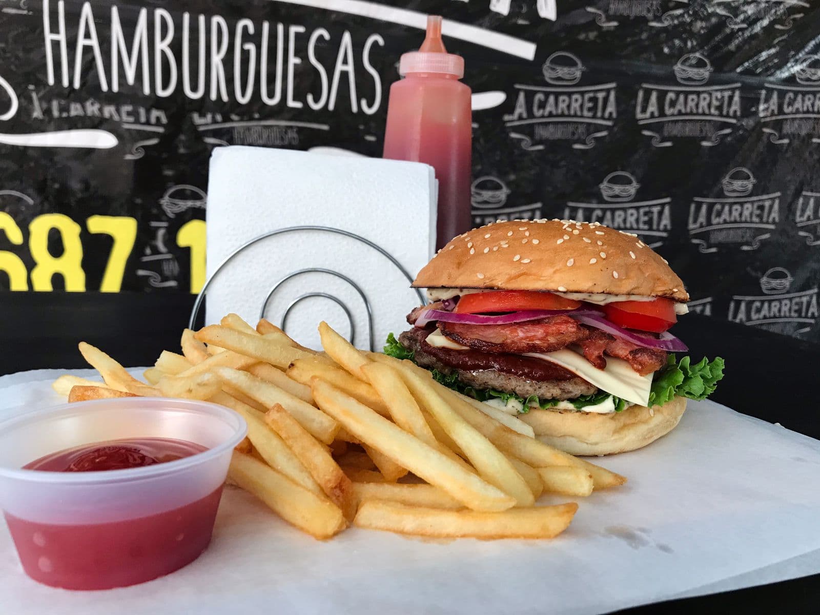 LA CARRETA HAMBURGUESAS