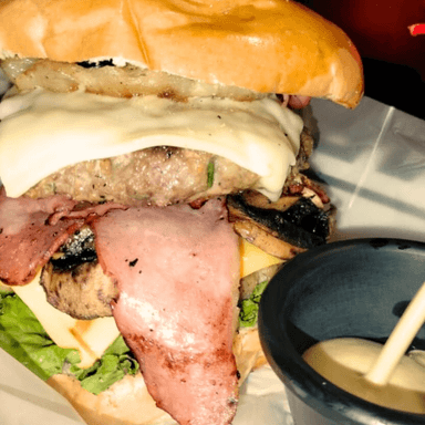 Hamburguesas Especialidades de la Fuerza a Elegir