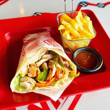 Burrito Deluxe de Pechuga de Pollo con Guacamole
