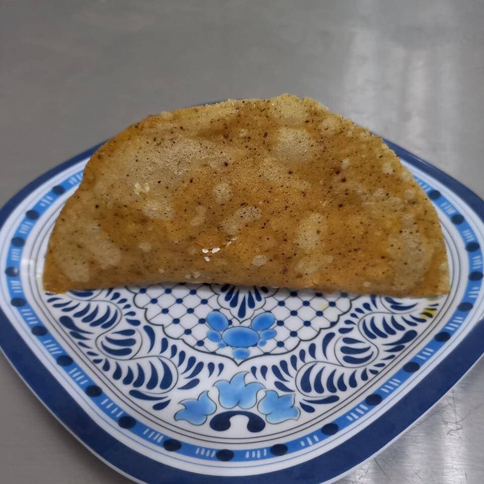 Empanada de Pollo de Masa Habanera