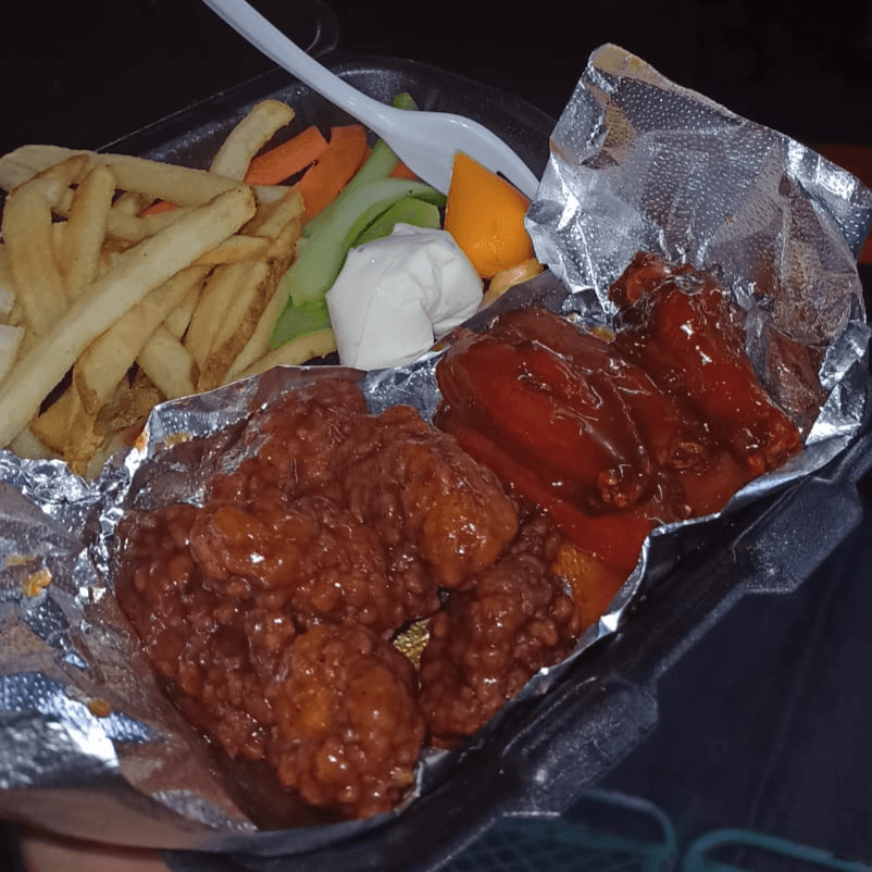 YaquiDuo Boneless y Wings