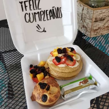 DESAYUNO SORPRESA