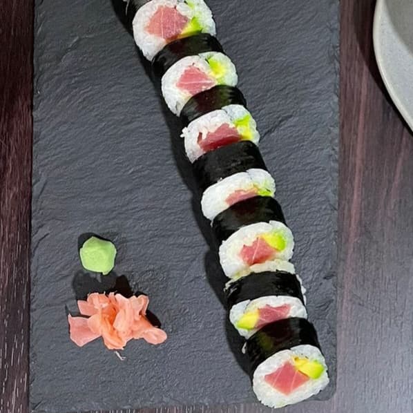 TUNA MAKI