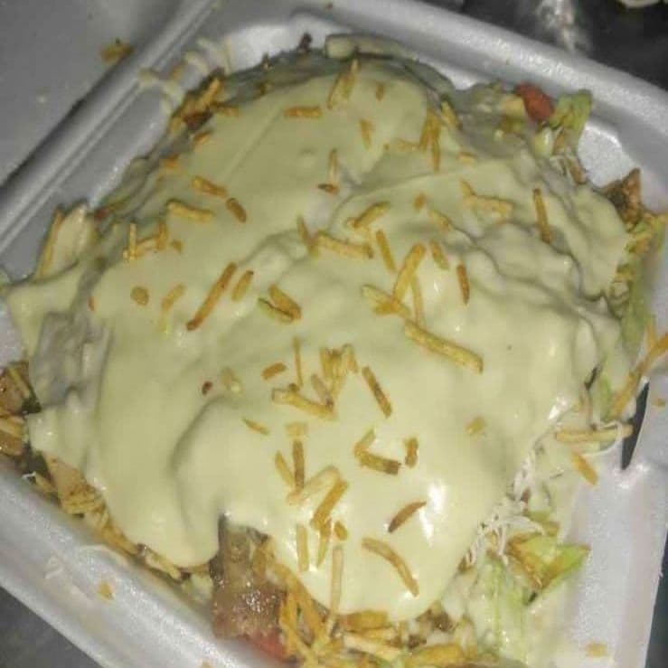 Salchipapa Gratinada