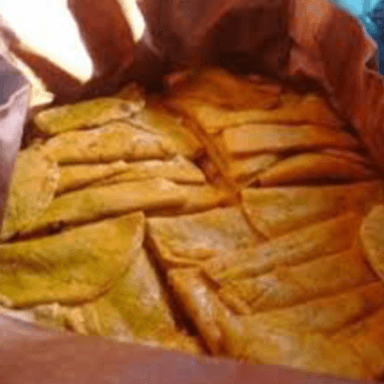 TACO DE CHICHARRÓN PRENSADO