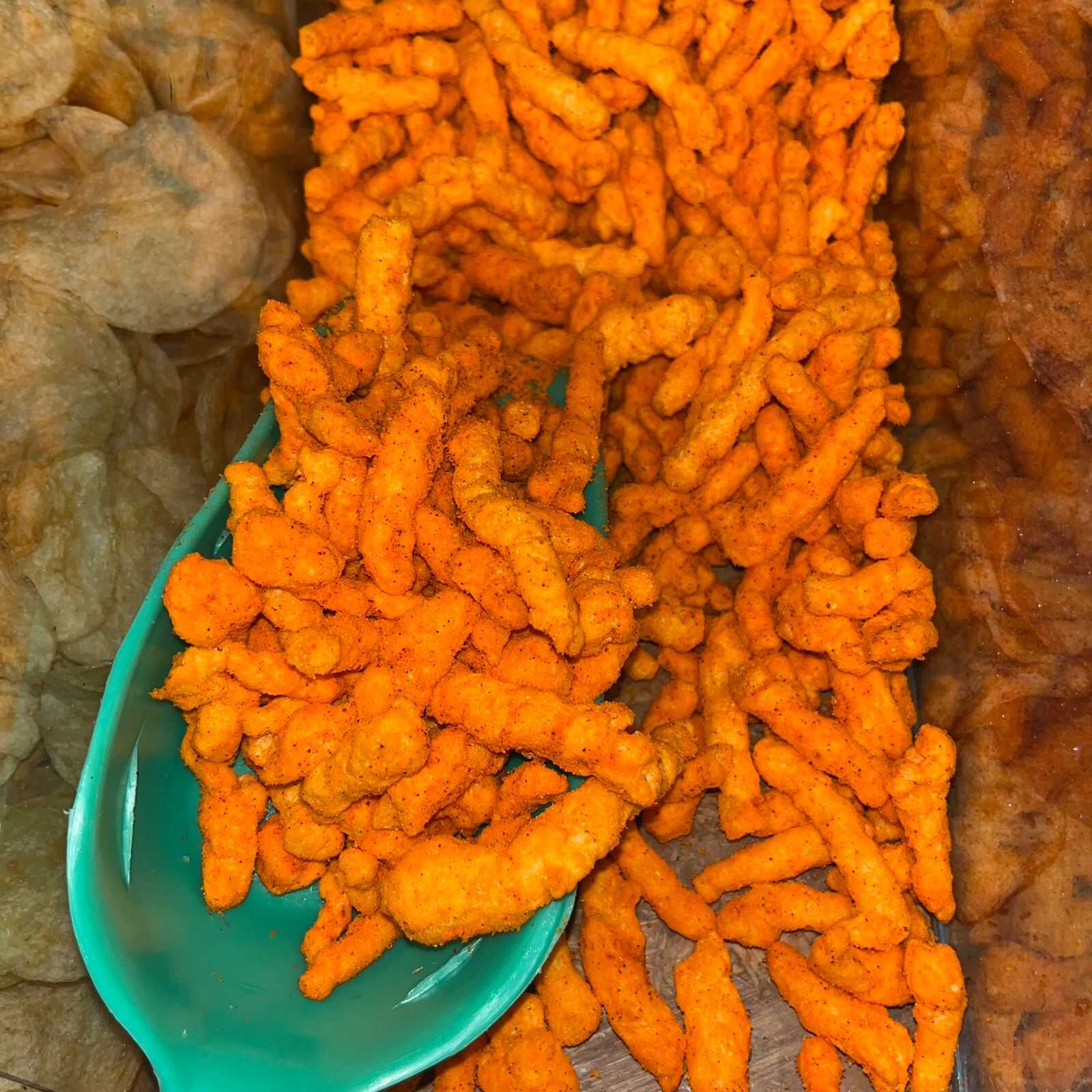 CHEETOS