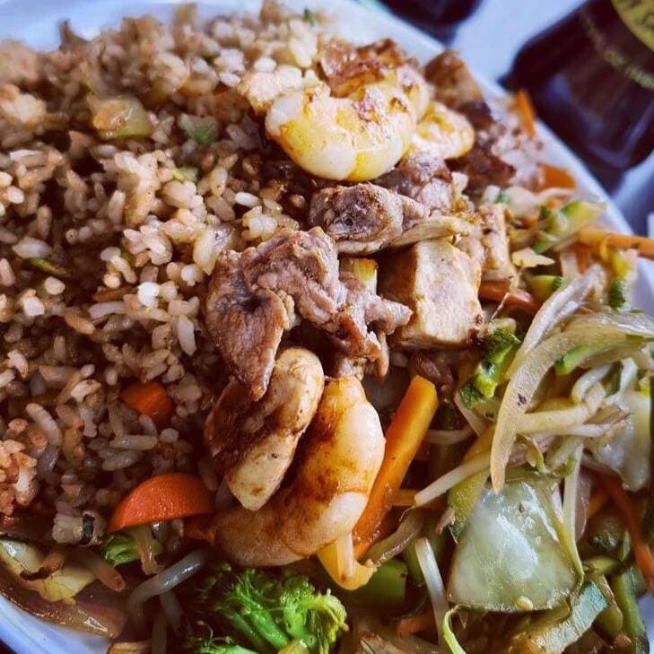 YAKIMESHI DE MARISCO
