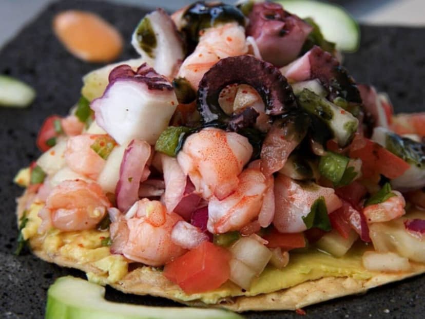 El Remedio Clamatos & Mariscos