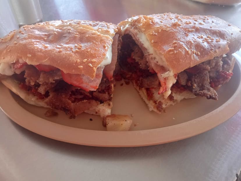 Tortas Gigantes ''El Güero''