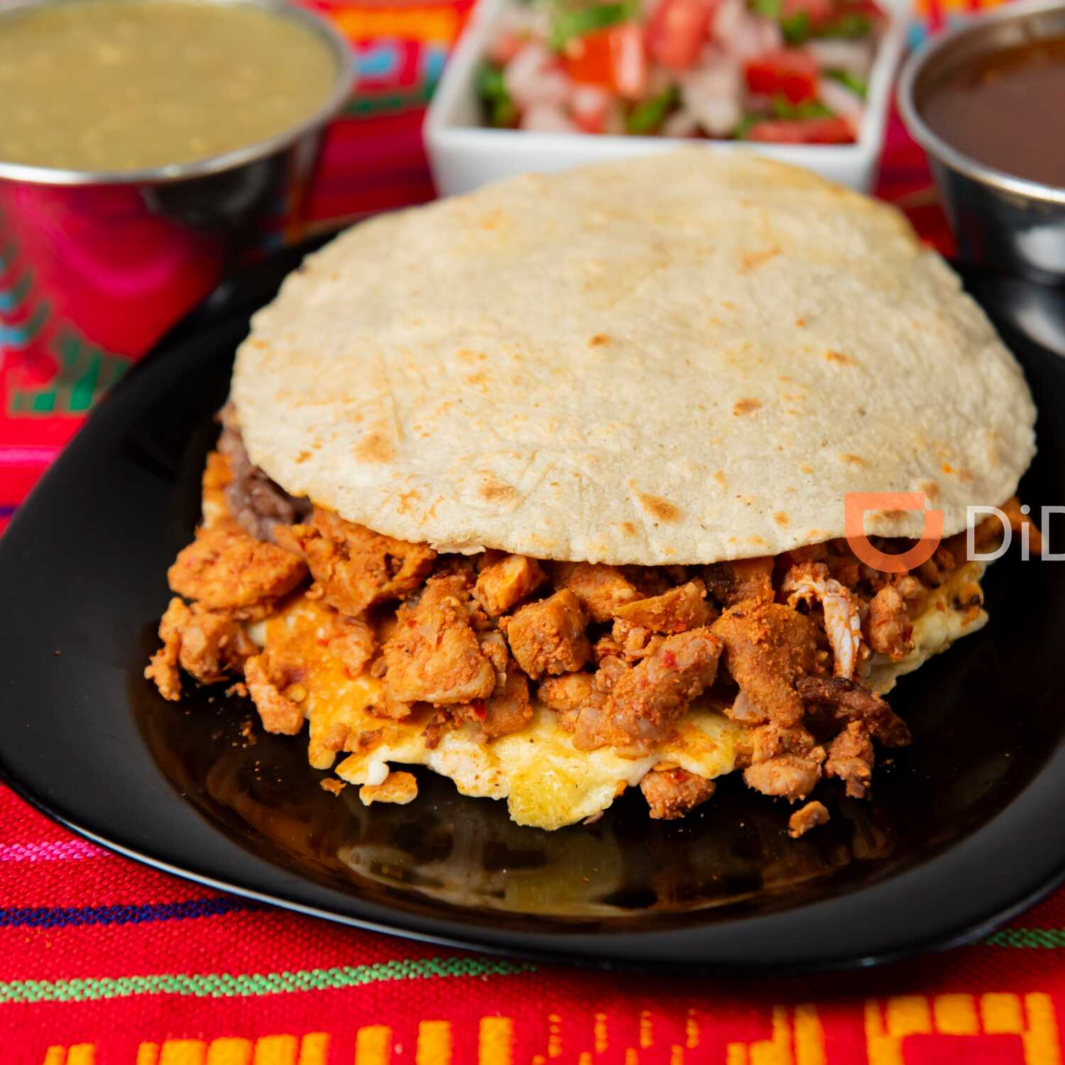 gringa pastor ranchero + papas fritas