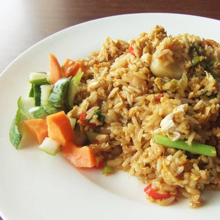 Yakimeshi con Pollo