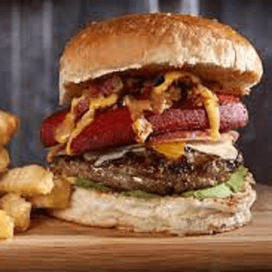 SUPER Salchiburger